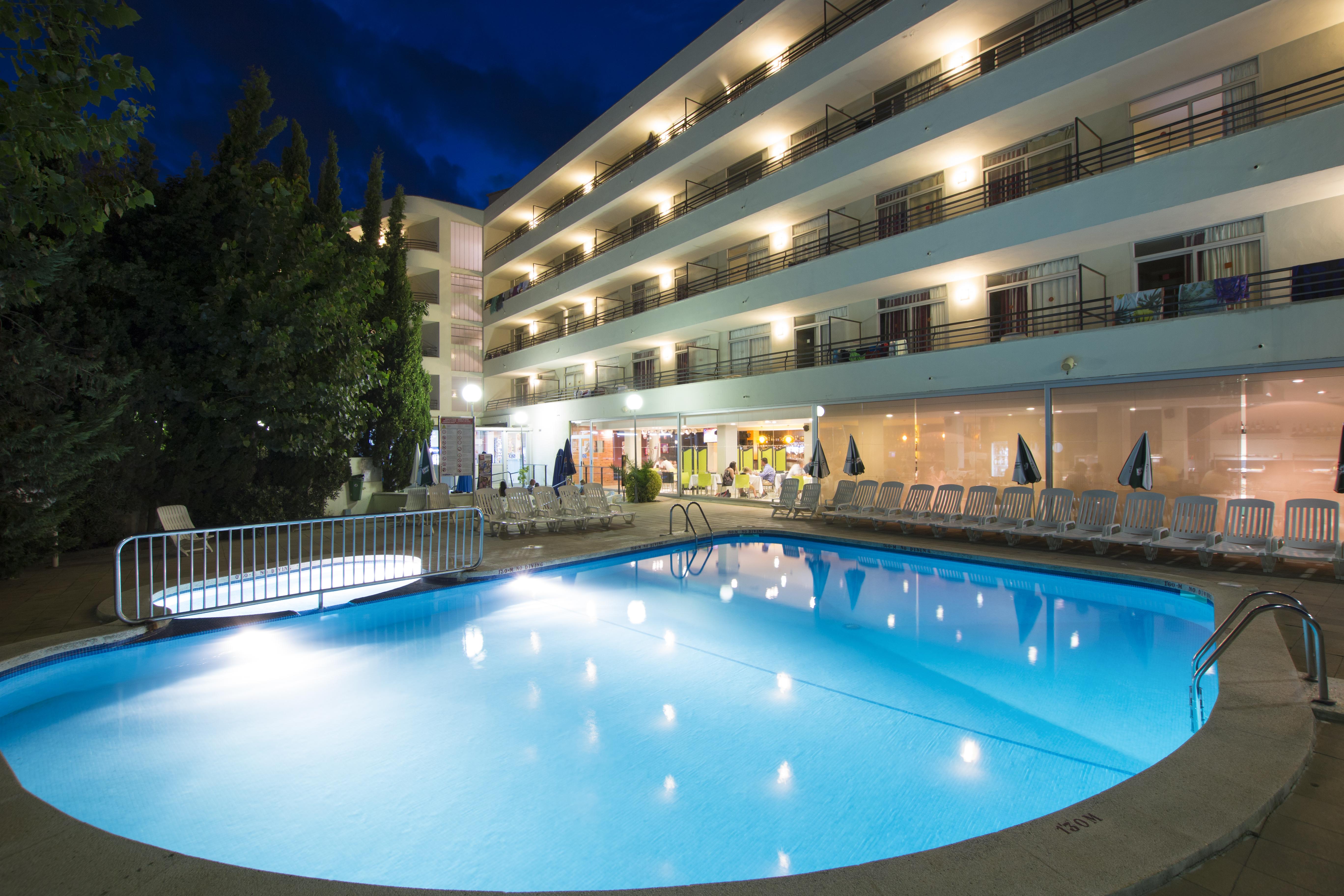 Medplaya Aparthotel Esmeraldas Tossa de Mar Dış mekan fotoğraf